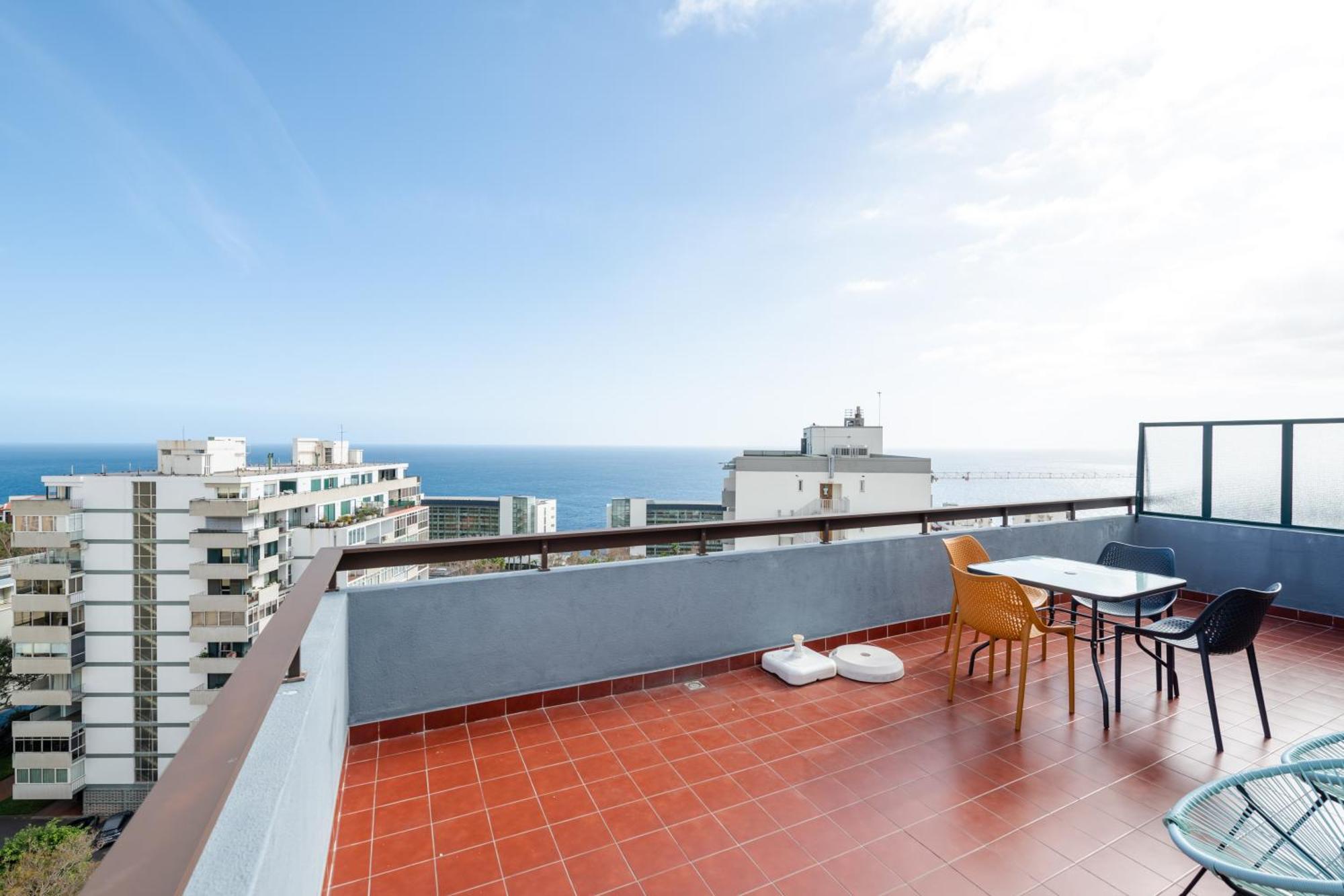 Casa Branca Apartments By Trip2Portugal ฟุงชาล ภายนอก รูปภาพ