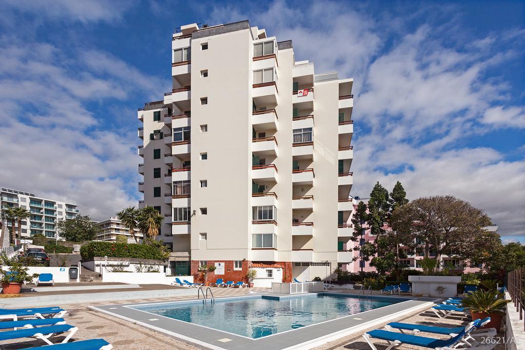 Casa Branca Apartments By Trip2Portugal ฟุงชาล ภายนอก รูปภาพ